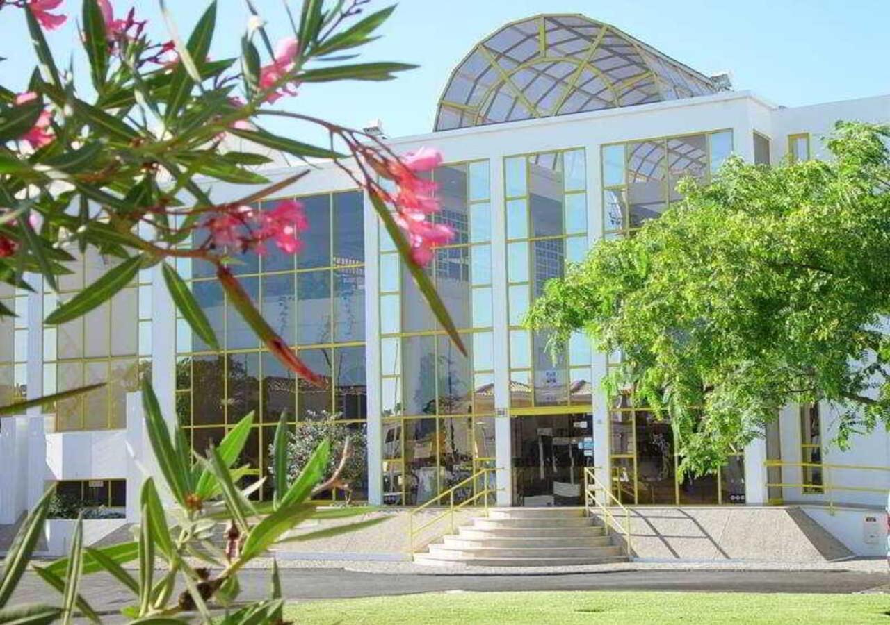 Moradia Geminada V0 - Localizacao Central - Privada Quarteira Exterior photo